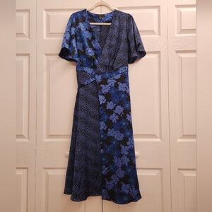 Simply Styled Navy and Blue Floral Midi Dress